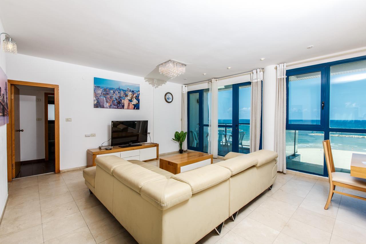 Ocean Front Apartments First Line To The Beach Tel Aviv Exteriör bild