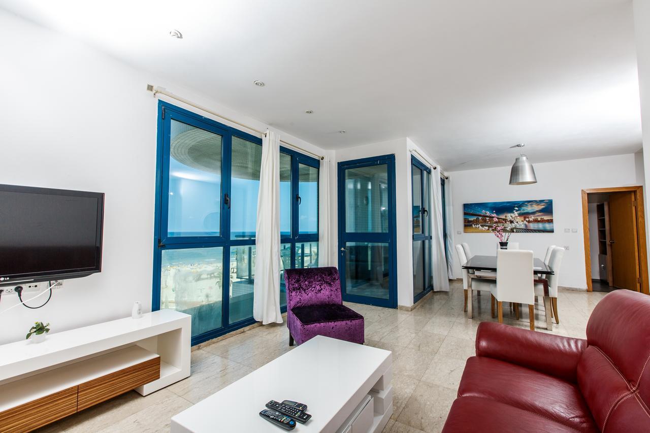 Ocean Front Apartments First Line To The Beach Tel Aviv Exteriör bild