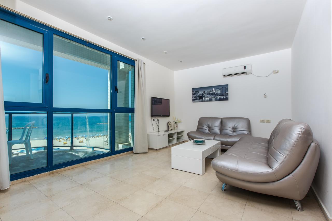 Ocean Front Apartments First Line To The Beach Tel Aviv Exteriör bild
